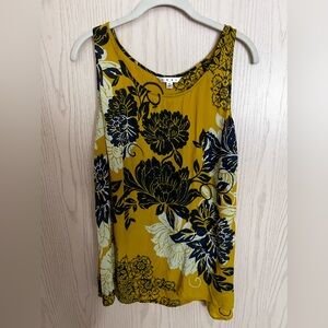 CAbi Style #286 Green Floral Silk Blend Tank